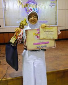 smk farmasi juara 1
